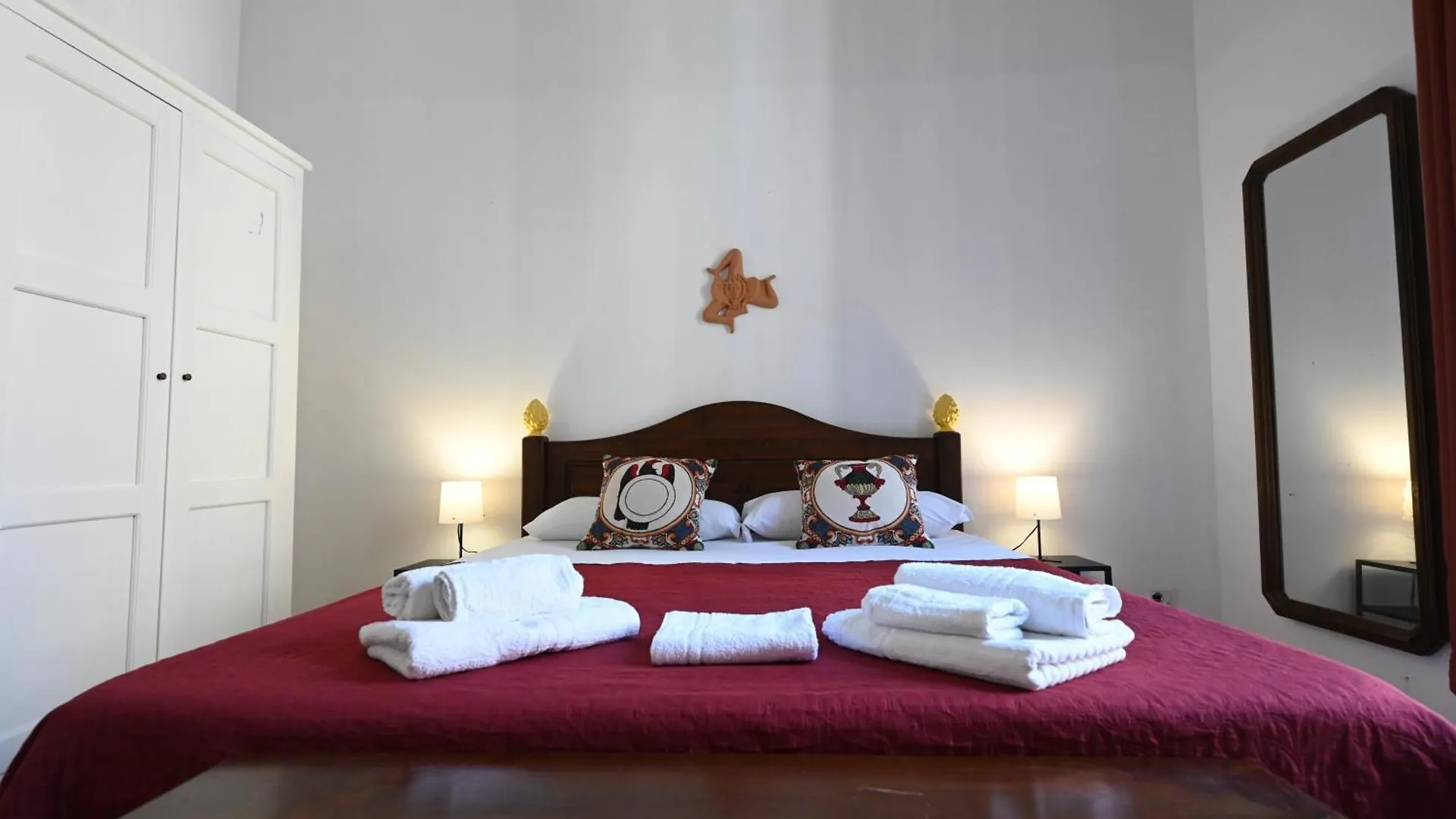 Гостевой дом Triskeleshome Палермо